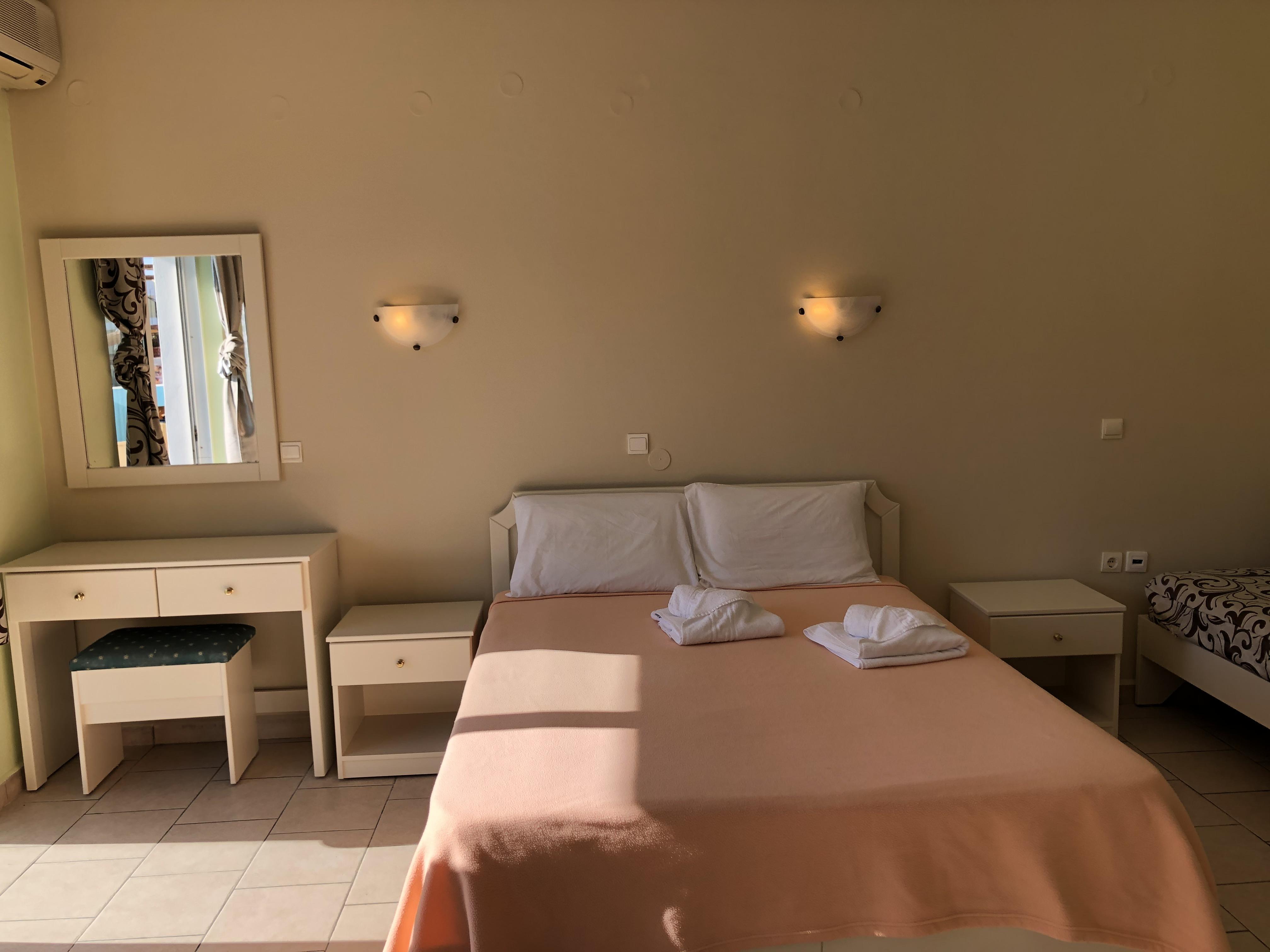 Epis Hotel Agia Marina  Ngoại thất bức ảnh