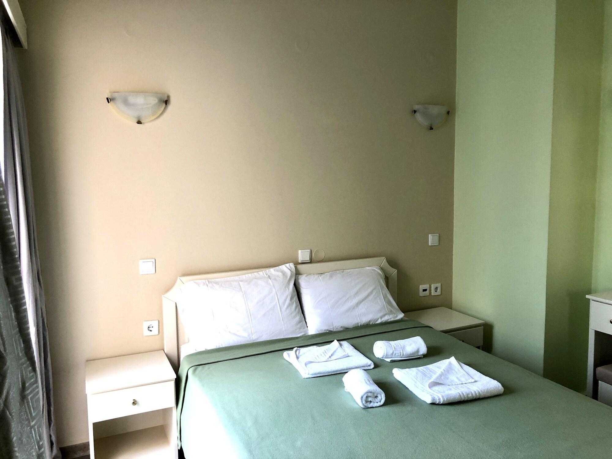 Epis Hotel Agia Marina  Ngoại thất bức ảnh