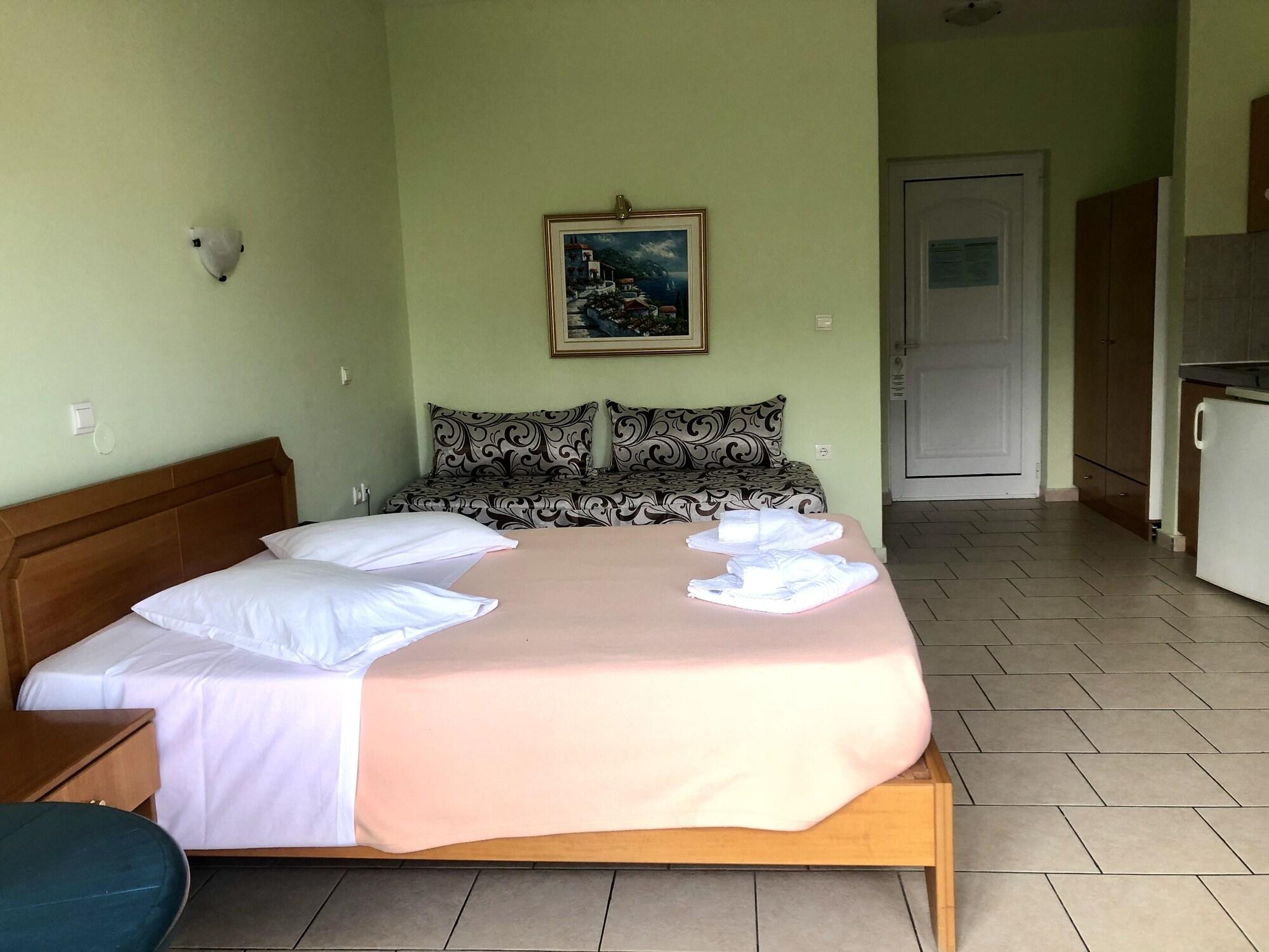 Epis Hotel Agia Marina  Ngoại thất bức ảnh