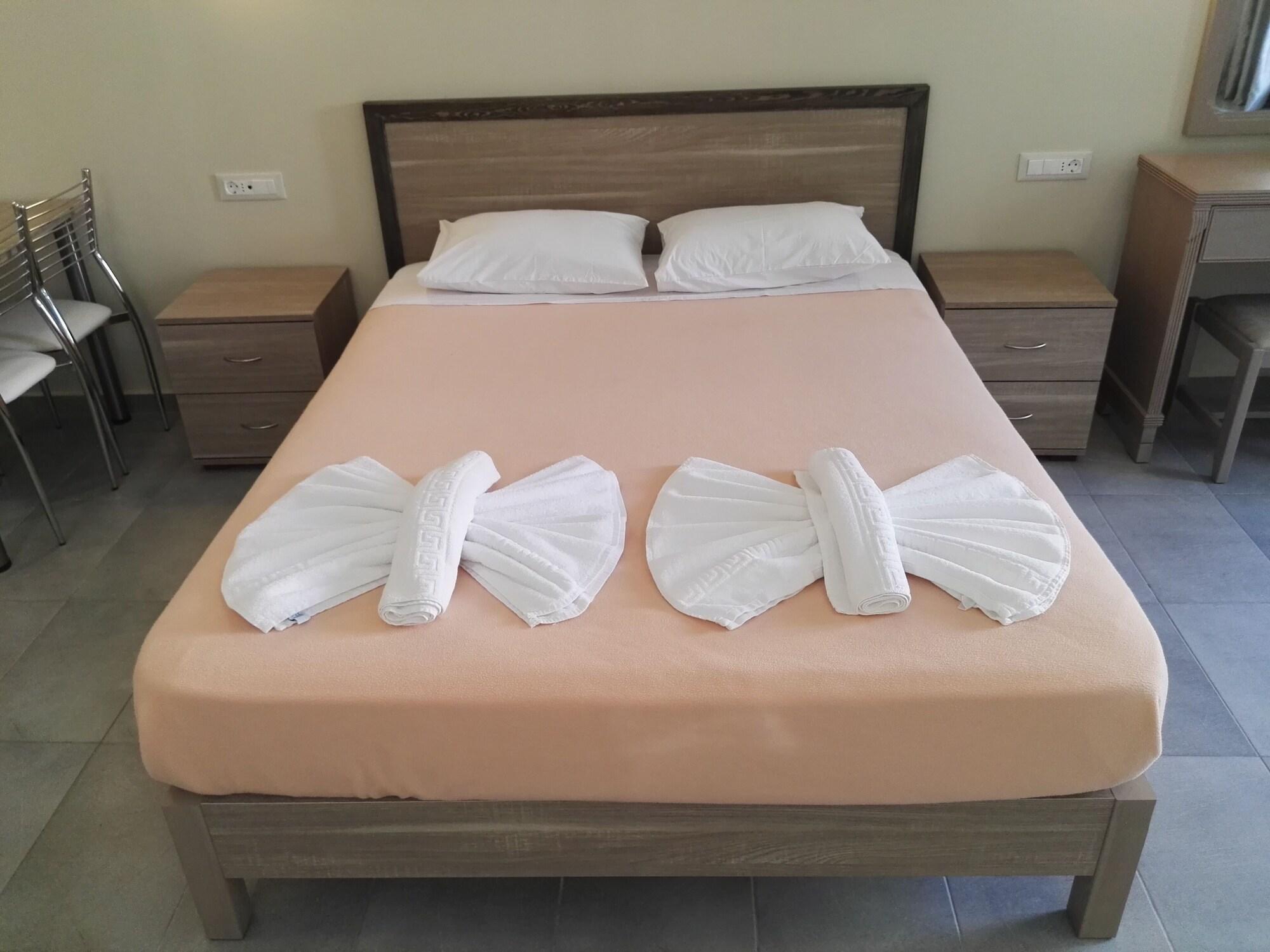 Epis Hotel Agia Marina  Ngoại thất bức ảnh