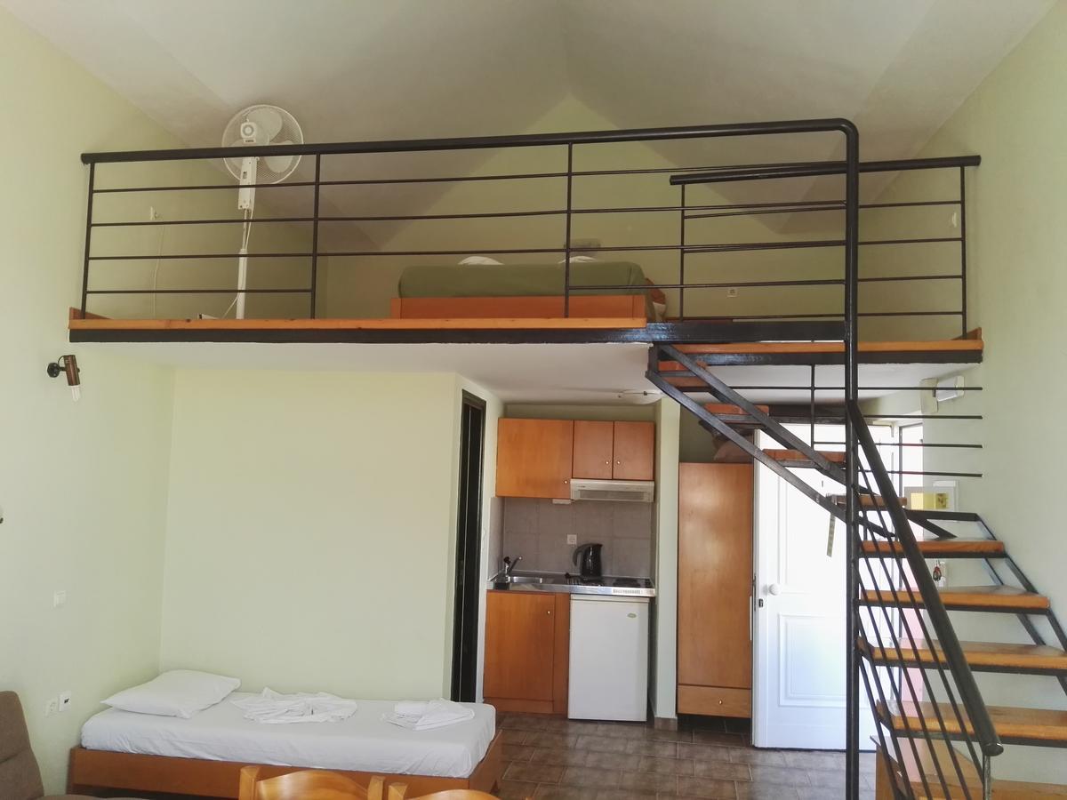 Epis Hotel Agia Marina  Ngoại thất bức ảnh