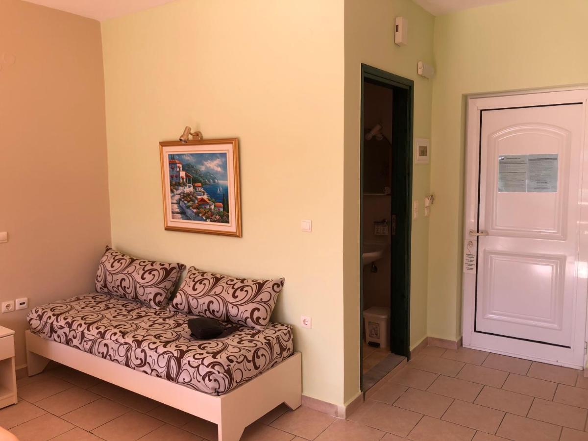 Epis Hotel Agia Marina  Ngoại thất bức ảnh